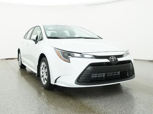 New 2026 Toyota Corolla LE image 30