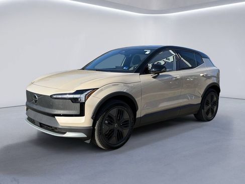 New 2026 Volvo EX30 Cross Country Ultra w/ Protection Package Premier image 7