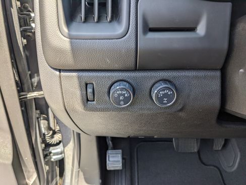 Used 2019 Chevrolet Colorado LT w/ Colorado RST Special Edition AWD/4WD image 30