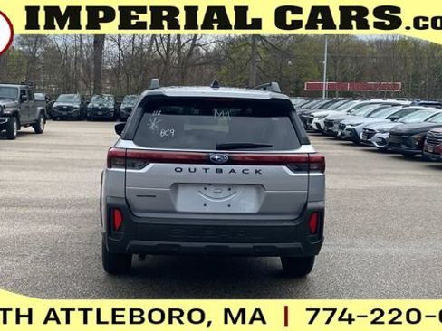 New 2026 Subaru Outback Limited AWD/4WD image 9
