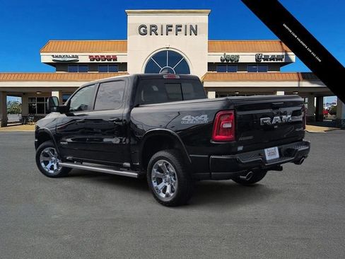New 2026 RAM 1500 Big Horn AWD/4WD image 9