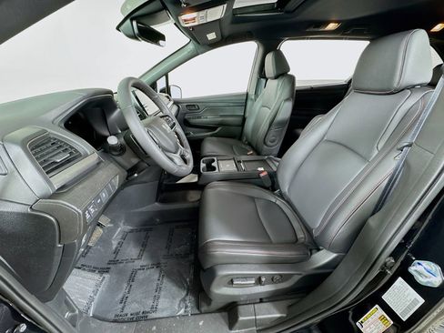 Certified 2026 Honda Odyssey Sport-L image 12