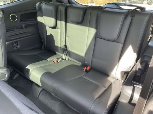 Certified 2025 Subaru Ascent Bronze Edition w/ Popular Package #2 image 12