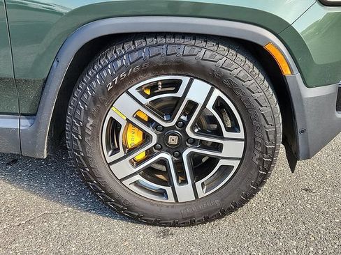 Used 2023 Rivian R1S Launch Edition AWD/4WD image 8