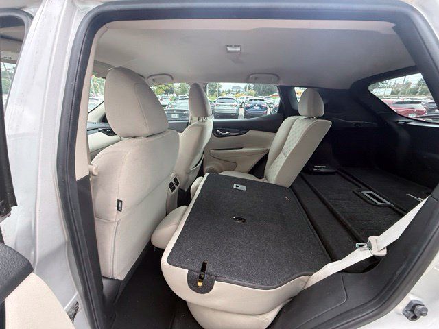 Used 2019 Nissan Rogue Sport SV AWD/4WD image 8