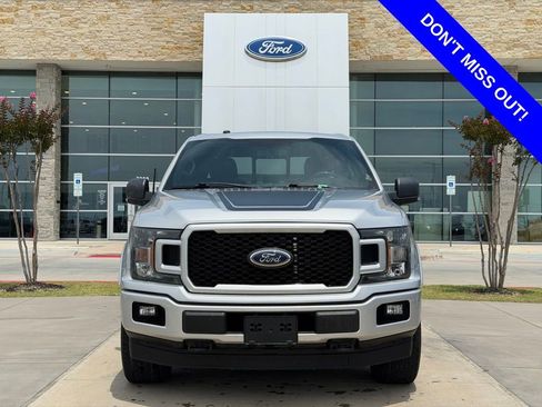 Used 2018 Ford F150 XLT w/ Equipment Group 302A Luxury AWD/4WD image 2