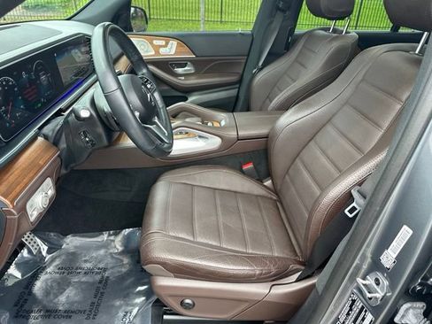 Used 2023 Mercedes-Benz GLS 450 4MATIC image 45