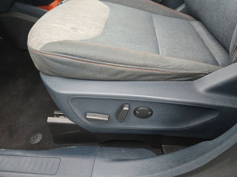 Certified 2022 Ford Maverick XLT w/ XLT Luxury Package image 12