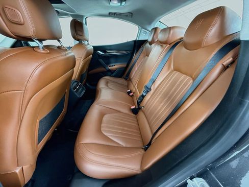 Used 2018 Maserati Ghibli S GranLusso AWD/4WD image 24
