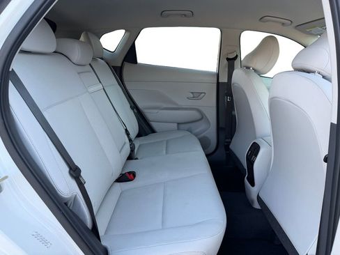 Used 2024 Hyundai Kona SEL FWD image 20