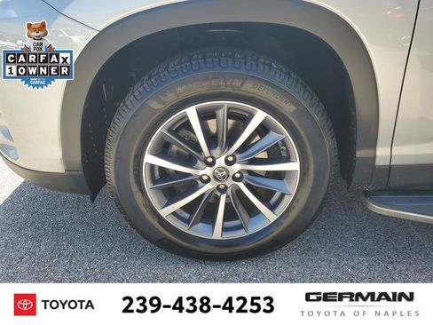 Certified 2019 Toyota Highlander XLE FWD image 13