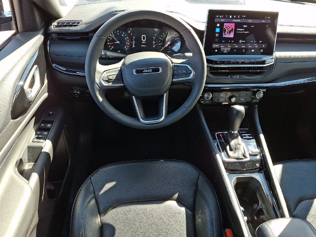 Certified 2026 Jeep Compass Limited AWD/4WD image 11
