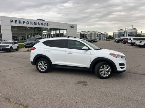 Used 2021 Hyundai Tucson Value w/ Cargo Package AWD/4WD image 3