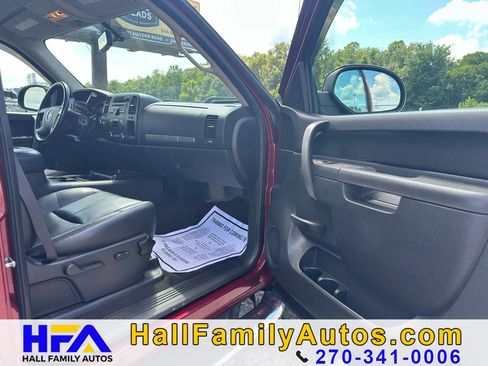 Used 2014 GMC Sierra 2500 SLE w/ SLE Preferred Package AWD/4WD image 27