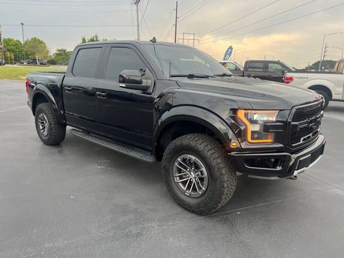 Used 2020 Ford F150 Raptor w/ Equipment Group 802A Luxury image 3