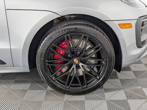 New 2026 Porsche Macan GTS AWD/4WD image 14