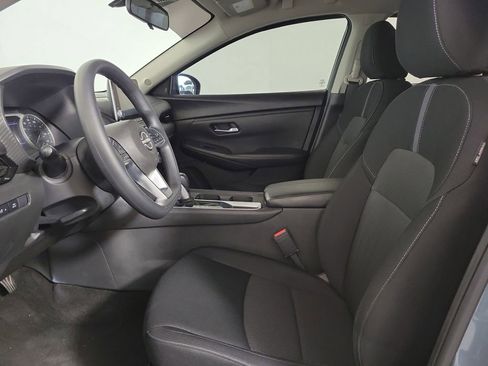 Used 2024 Nissan Sentra SV FWD image 12