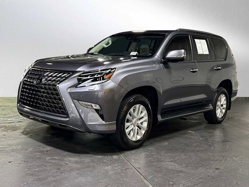 Used 2023 Lexus GX 460 Premium w/ Premium Plus Package image 3