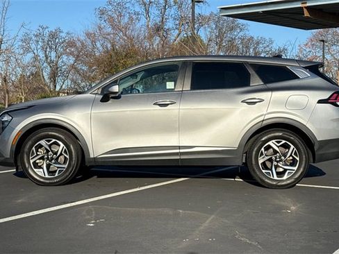 Certified 2023 Kia Sportage LX image 9