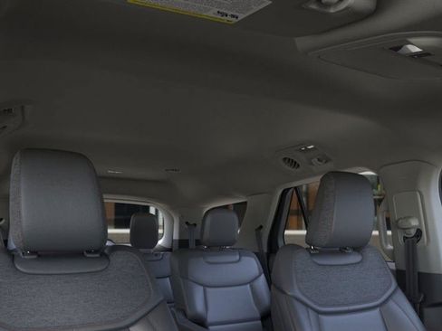 New 2026 Ford Explorer Active w/ Active Comfort Package AWD/4WD image 22