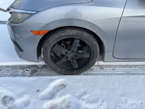 Used 2017 Honda Civic LX image 9