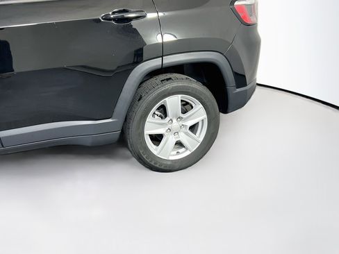 Used 2022 Jeep Compass Latitude AWD/4WD image 28
