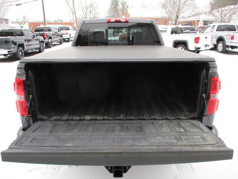 Used 2015 GMC Sierra 2500 Denali w/ Suspension Package, Off-Road image 9