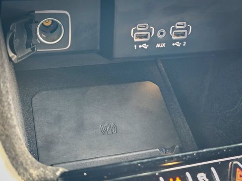 Used 2025 Jeep Wagoneer Series II AWD/4WD image 31