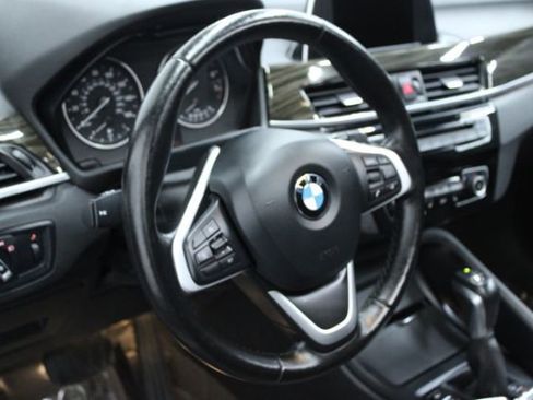 Used 2017 BMW X1 xDrive28i image 12