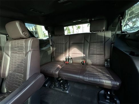 Certified 2022 Cadillac Escalade Sport Platinum image 33