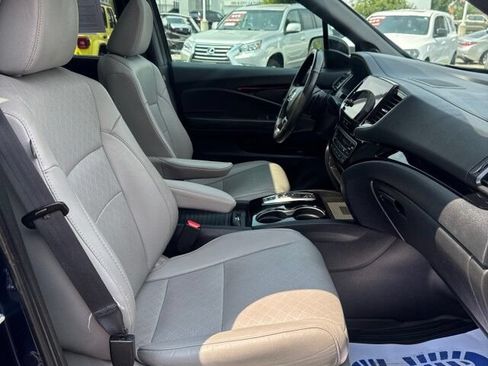 Used 2021 Honda Passport Elite image 17