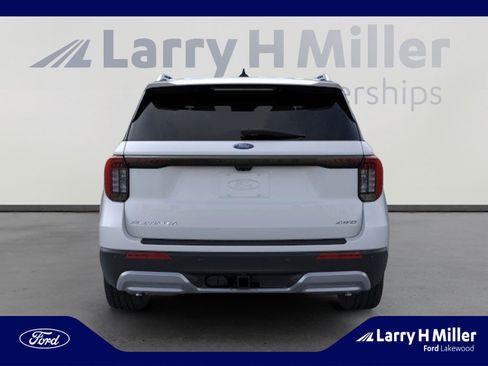 New 2026 Ford Explorer Platinum w/ LUX Leather Package image 5