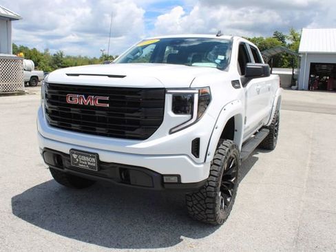 Used 2025 GMC Sierra 1500 Elevation w/ LPO, GMC Protection Package image 3