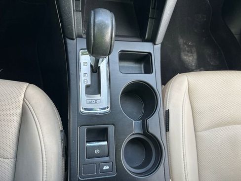 Used 2016 Subaru Legacy 2.5i Limited image 14