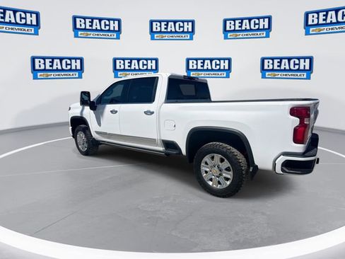Used 2024 Chevrolet Silverado 3500 High Country w/ High Country Premium Package AWD/4WD image 6
