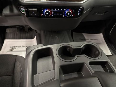 New 2026 GMC Sierra 1500 SLE image 17