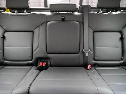 Used 2024 Chevrolet Silverado 1500 LT Trail Boss w/ Convenience Package II image 24