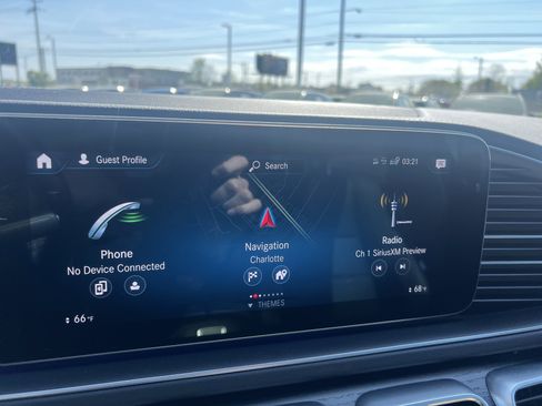 Used 2022 Mercedes-Benz GLS 450 4MATIC image 29