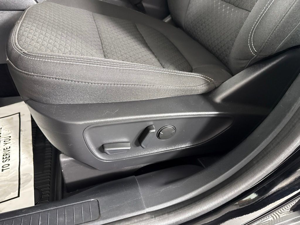 Used 2023 Ford Escape Active AWD/4WD image 13