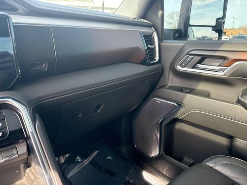 Used 2024 GMC Sierra 2500 Denali w/ Denali Reserve Package AWD/4WD image 29