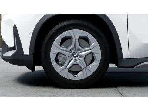 New 2026 BMW X1 xDrive28i AWD/4WD image 8