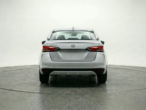 Used 2025 Nissan Versa SV FWD image 7