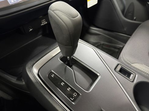 Certified 2025 Subaru Impreza 2.0i image 17