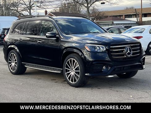 New 2026 Mercedes-Benz GLS 580 4MATIC image 8