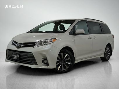 Used 2019 Toyota Sienna XLE