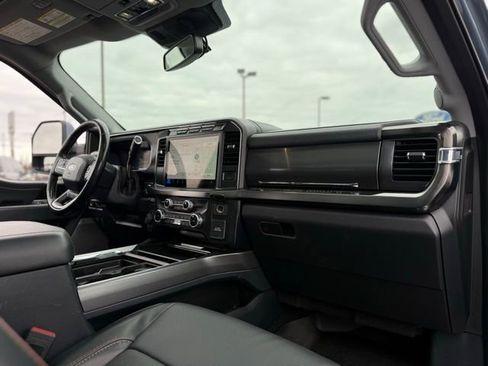 Certified 2023 Ford F250 Lariat w/ Sport Appearance Package image 23