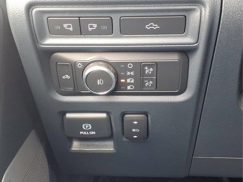 Used 2022 Ford F150 Lariat AWD/4WD image 23