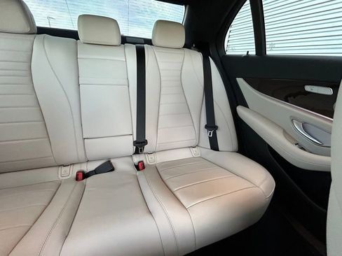 Used 2023 Mercedes-Benz E 350 Sedan image 14