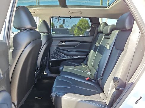 Used 2023 Hyundai Santa Fe Limited AWD/4WD image 9