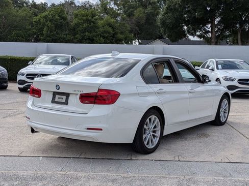 Used 2017 BMW 320i Sedan RWD image 5